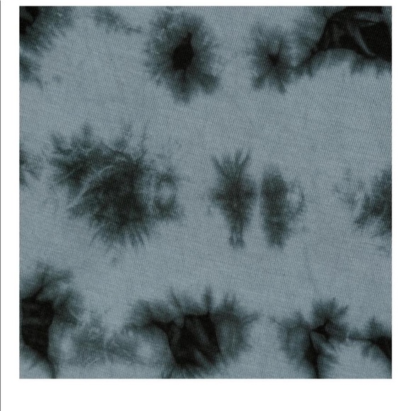 🚫SOLD 🛑Cloudy Skies Tie-Dye Cardigan ♡︎ - Picture 6 of 6